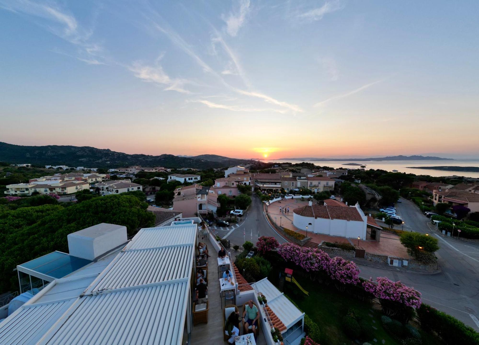 Hotel Dolce Vita Porto Cervo Esterno foto